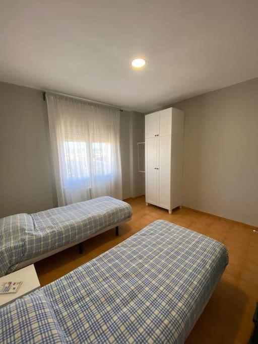 Ideal Familias Appartement Mora la Nueva